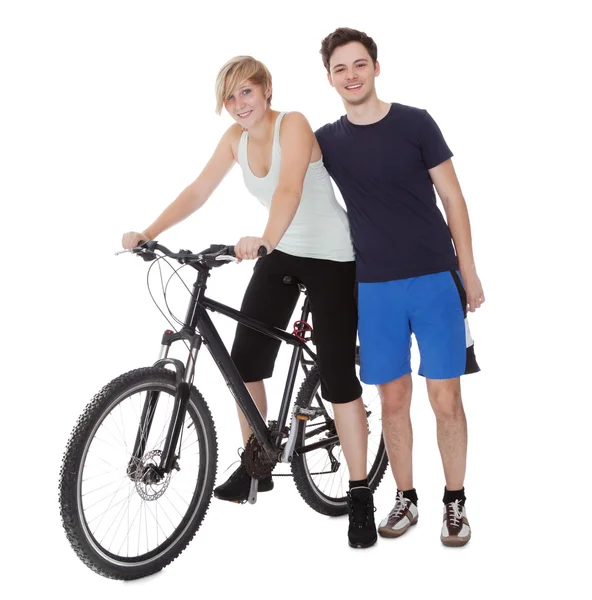 Fit healthy young couple — Stock Photo, Image