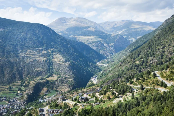 Vista para Andorra-a-Velha, Andorra — Fotografia de Stock