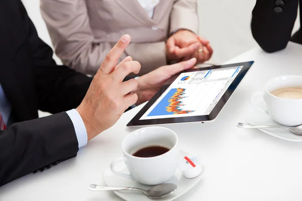 Business colleagues enjoying a coffee break — Stock Photo, Image