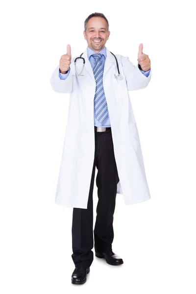 Ritratto di un medico fiducioso — Foto Stock