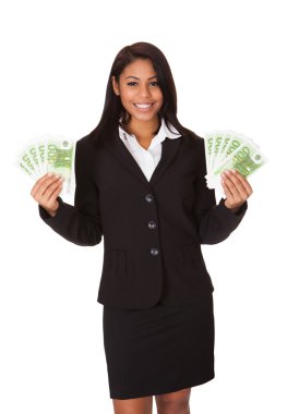 mutlu işkadını Euro Not elinde tutan