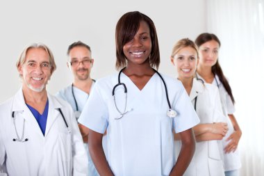 mutlu başarılı etnik doktor grup