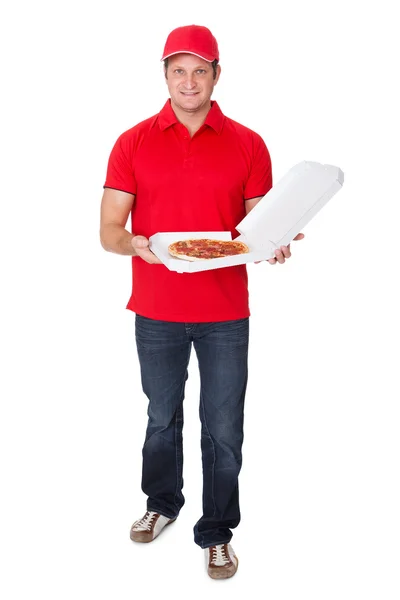 Porträt eines Pizzaboten — Stockfoto