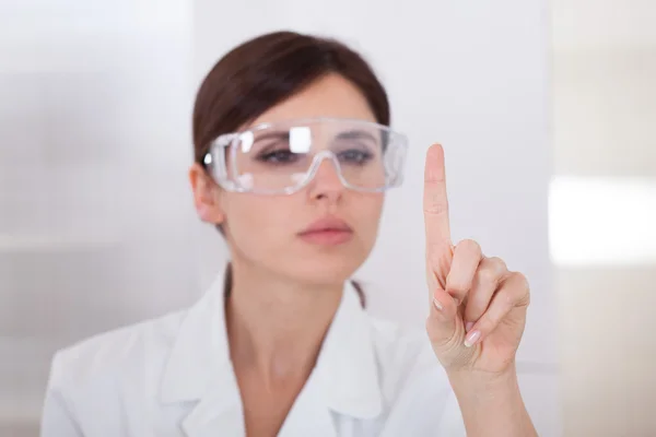 Retrato de científica femenina — Foto de Stock