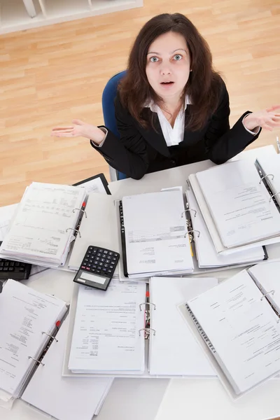 Shocked Businesswoman — Stock Photo, Image