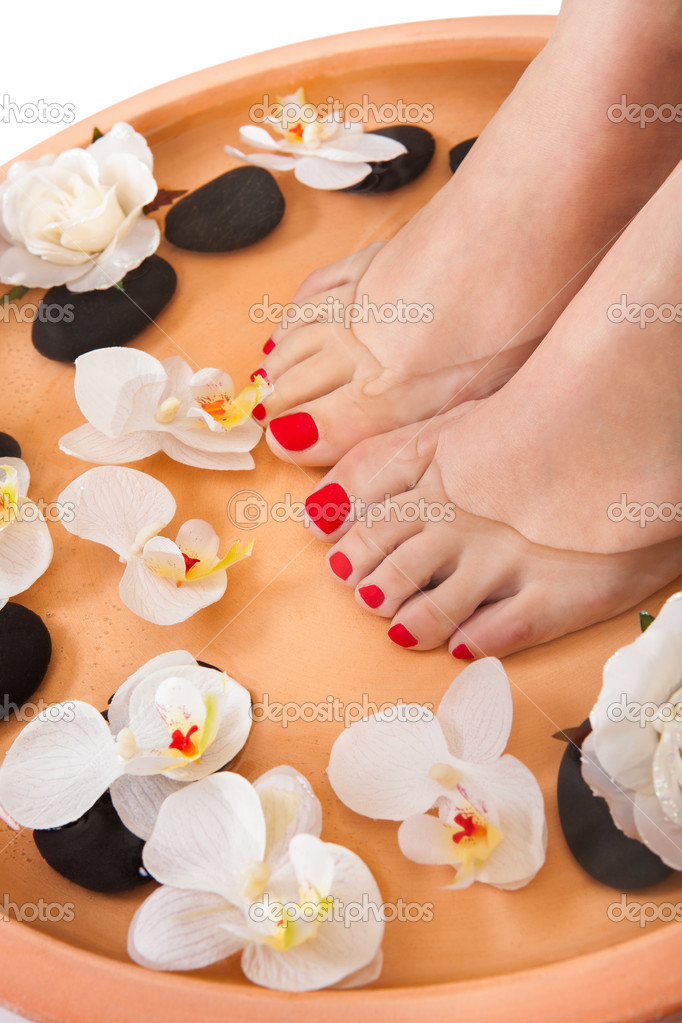 Pies Femeninos Consiguiendo Terapia Del Aroma Fotografia De Stock C Andreypopov Depositphotos