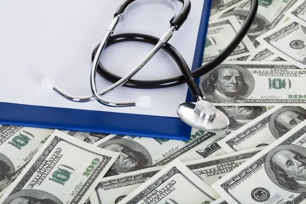 Stethoscope and american dollars — Stock Photo, Image