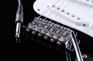 Gitarın yakın plan görüntüsü