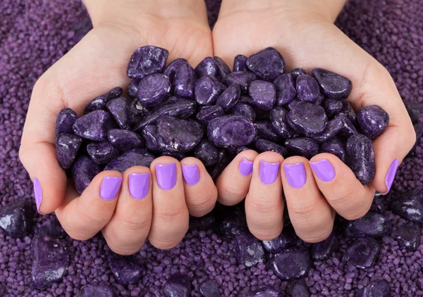 Dedos humanos con hermosa manicura — Foto de Stock