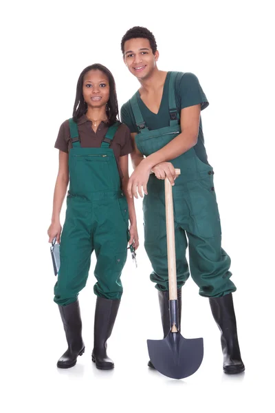 Paar van de tuin werknemers — Stockfoto