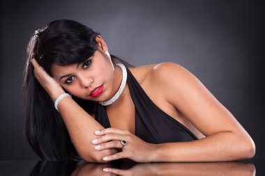 Genç bir kadının portresi