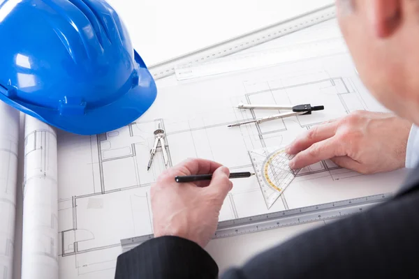 Mature Architect Male Working At The Desk — Stock Photo, Image