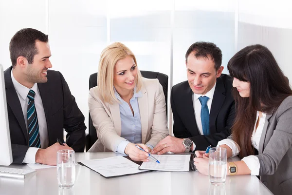 Unternehmensteam im Porträt — Stockfoto