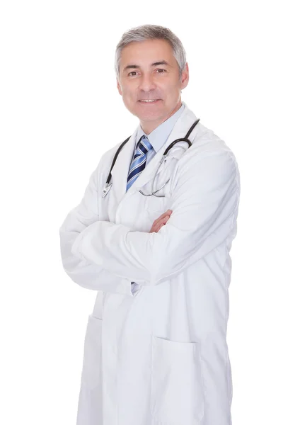 Retrato de feliz maduro masculino médico — Fotografia de Stock