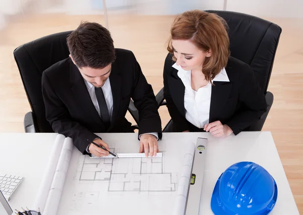 Portrait of two sincere architects — Stock Photo, Image