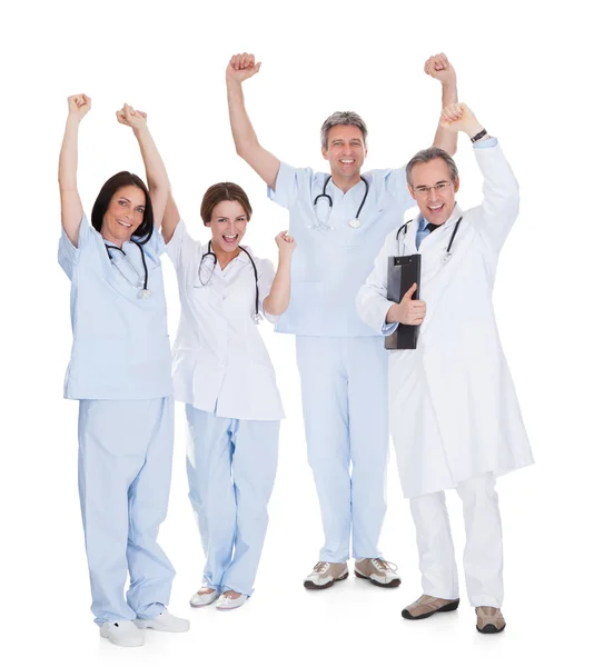 Группа счастливых взволнованных врачей — стоковое фото