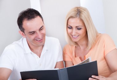 Fotoğraf albümü mutlu çift