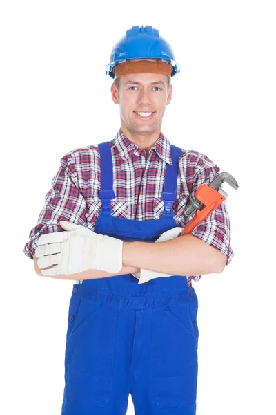 Porträt eines jungen männlichen Arbeiters — Stockfoto