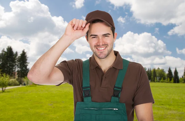 Portret van mannelijke tuinman — Stockfoto