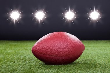Kırmızı rugby topu