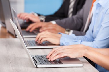 laptop kullanma uymak