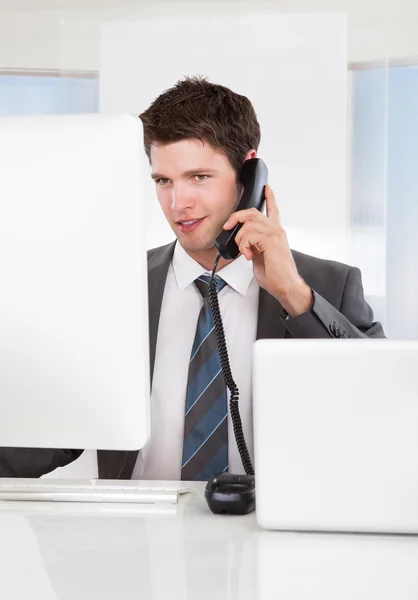 Businessman Talking On Telephone — Stock Photo, Image