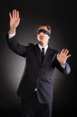 yolunu kaybetmiş işadamı