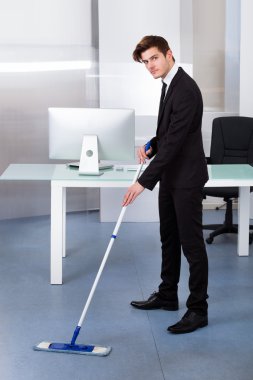 işadamı temizlik ofis