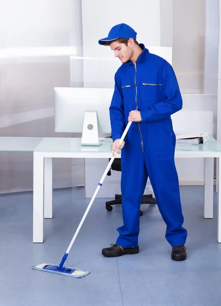 Male Worker Cleaning Floor — Stock Photo, Image