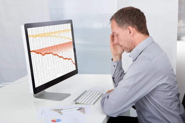 Retrato del hombre de negocios cansado —  Fotos de Stock