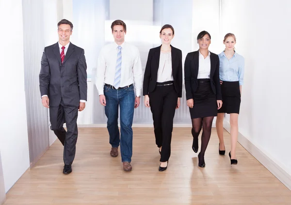 Retrato de empresarios felices —  Fotos de Stock