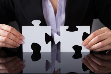 işadamının holding bulmaca