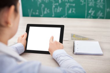 kişi dijital tablet ve öğrenci aksesuarlar