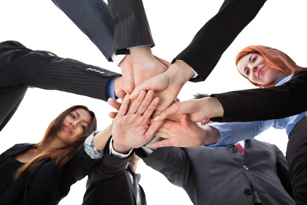 Business mensen stapelen handen — Stockfoto