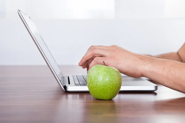 Student Solving Math's Problem On Laptop — Stock Photo, Image