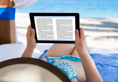 kadın beach e-kitap okuma