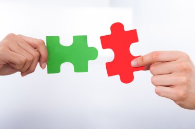 eller puzzle parçaları birleştirme