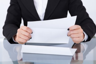 iş kadını holding belge