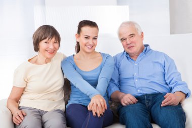 üst düzey bir çift ile mutlu caregiver