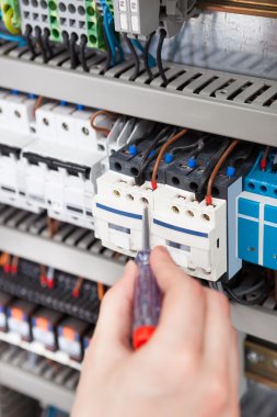 Elektrikçi muayene fusebox