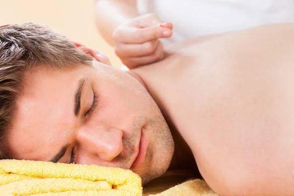 Man In Spa — Stockfoto