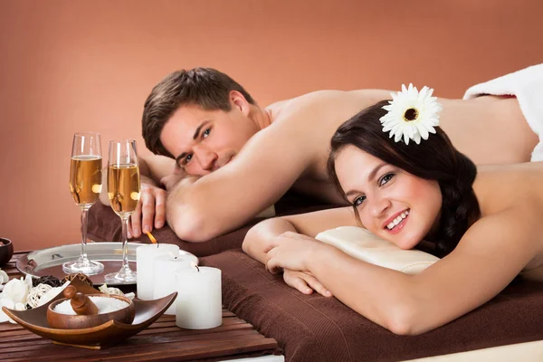 Smiling Couple Relaxing In  Spa — Stock Photo, Image