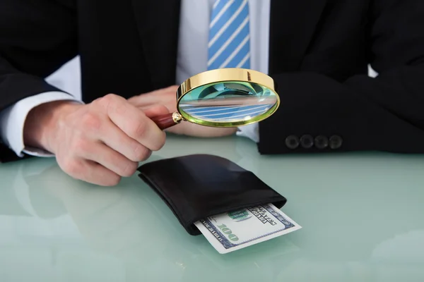 Businessman Examining Wallet — Stock Photo, Image