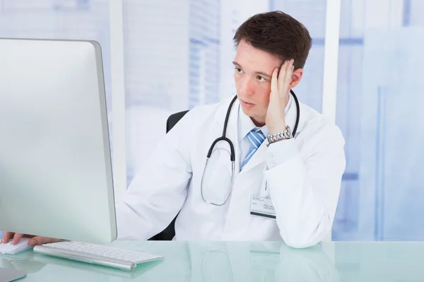 Worried Male Doctor — Stock Photo, Image