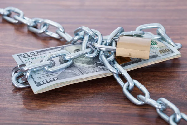 Banknotes With Chain And Padlock — Stock Photo, Image