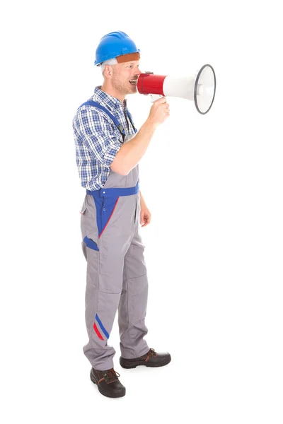 Trabalhador manual falando em Megaphone — Fotografia de Stock