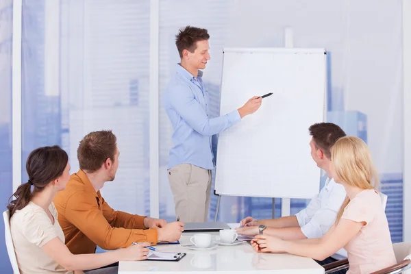 Businessman Giving Presentation — Stock Photo, Image