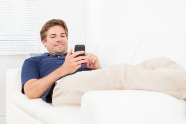 rahat adam akıllı telefon mesajlaşma