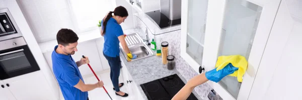 Janitor House Kitchen Cleaning Service Professional Domestic Cleanup — Stock Photo, Image