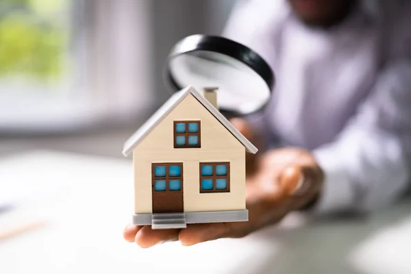 Avaliação Inspeção Imóveis Verificando Casa — Fotografia de Stock